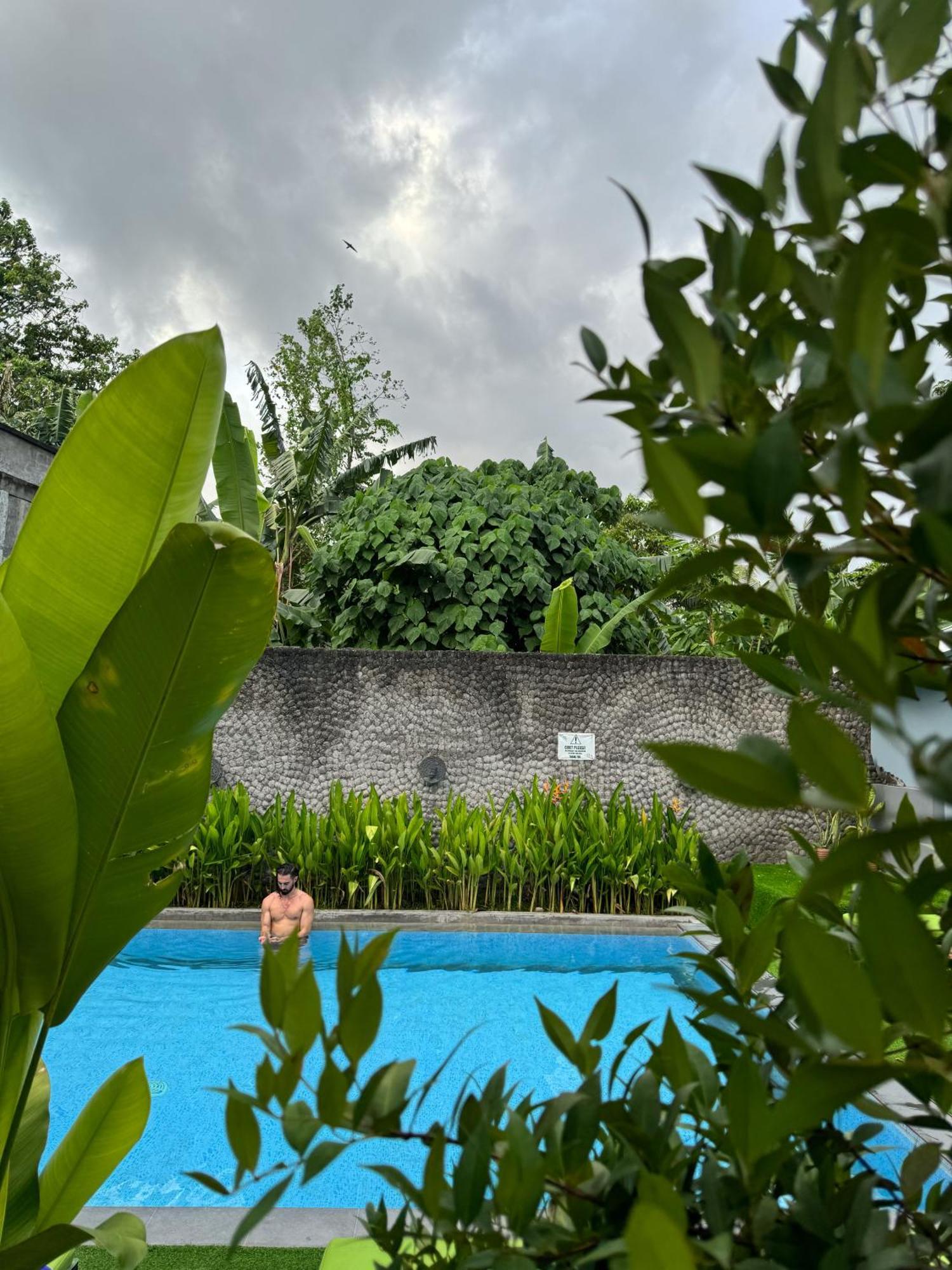 The Jungle Hostel Canggu Exterior foto