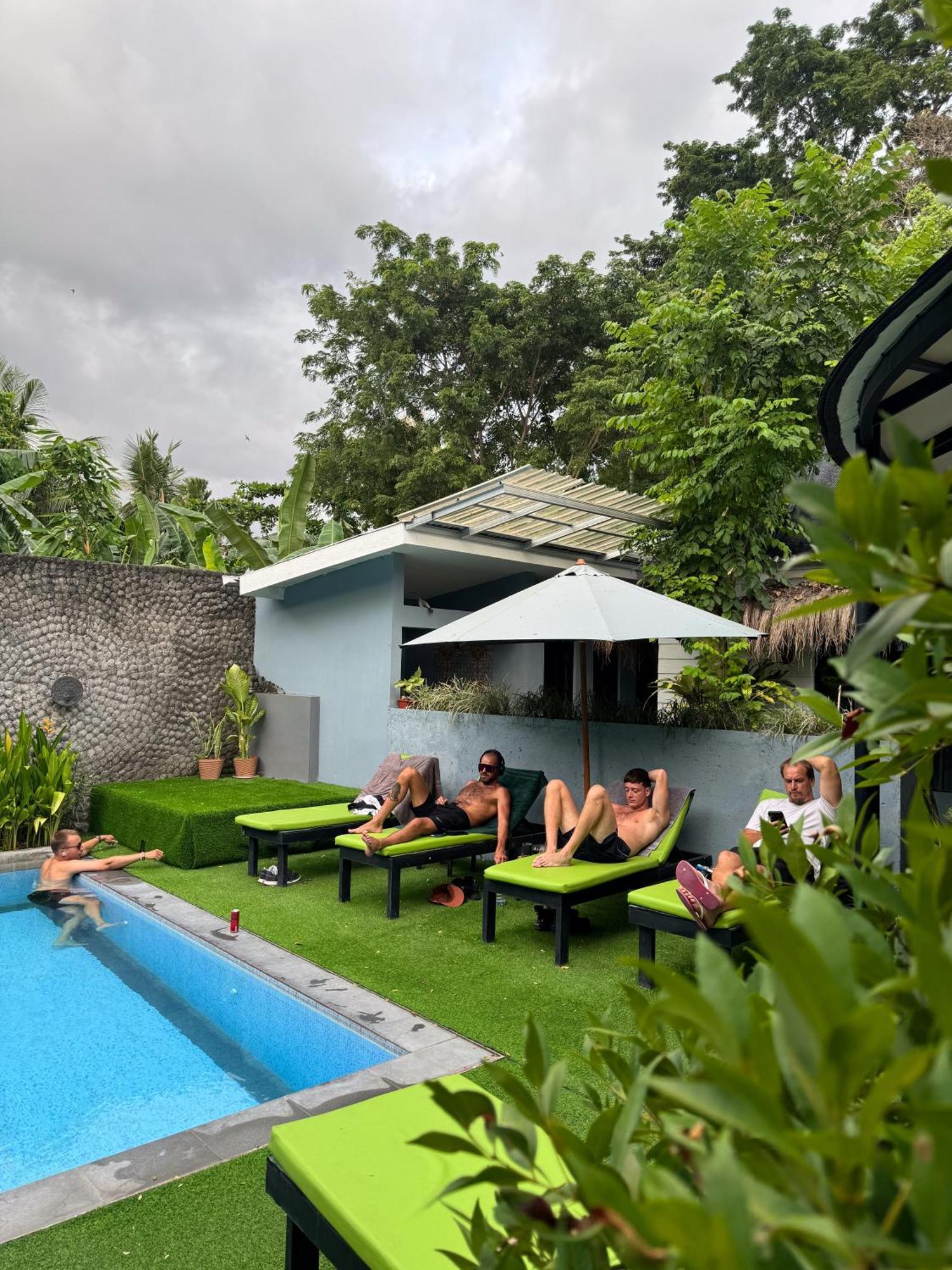The Jungle Hostel Canggu Exterior foto