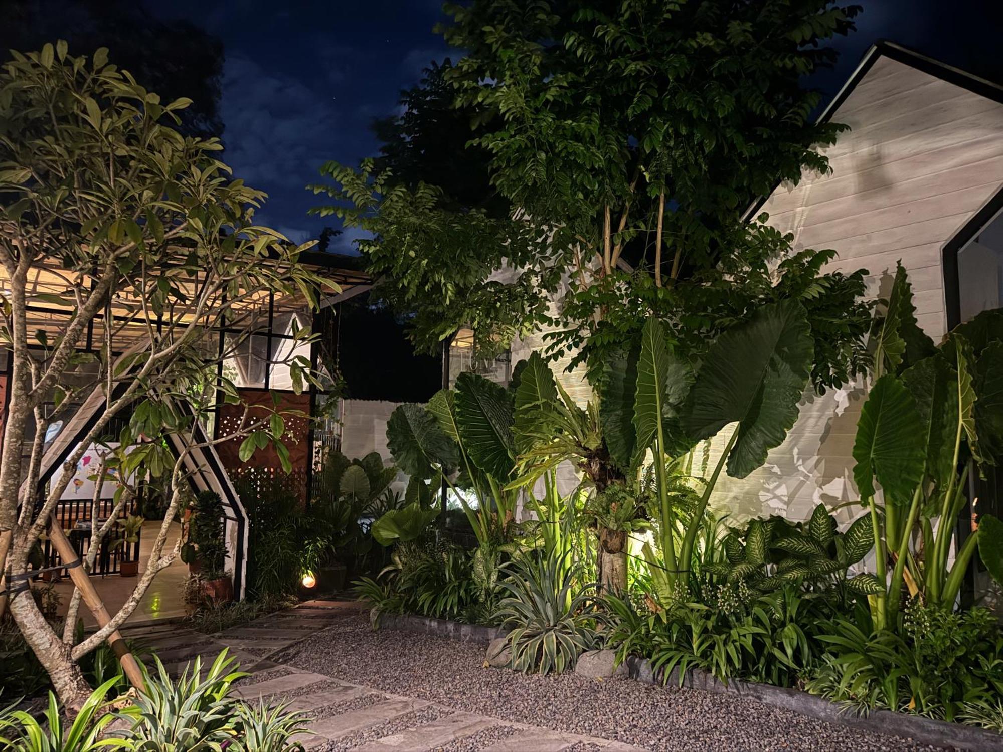 The Jungle Hostel Canggu Exterior foto